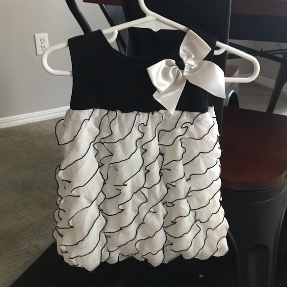 234.  Rare Editions baby dress 12 months - Picture 1 of 10